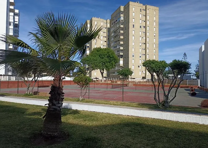 Apartamento Bajo En Valdelagrana, Primera Linea De Playa