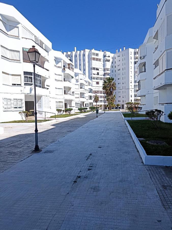 Bajo En Valdelagrana, Primera Linea De Playa